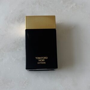 Tom Ford Noir Extreme Black and Gold Bottle